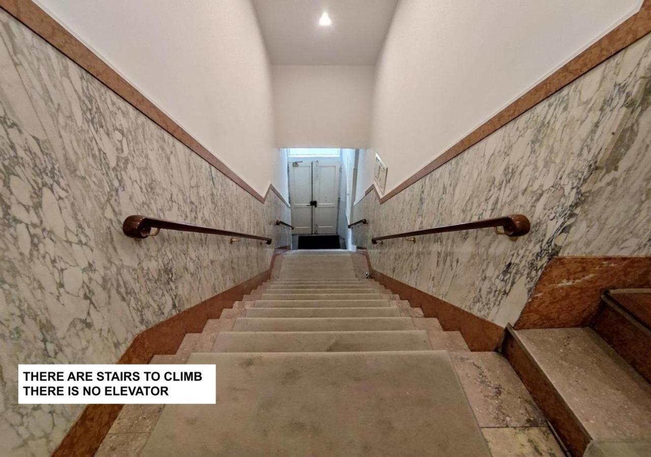 Seta Spacious Apartment Next To The Duomo فلورنس المظهر الخارجي الصورة